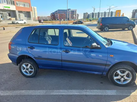 Volkswagen Golf 1993 года за 1 300 000 тг. в Астана – фото 4