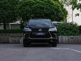 Lexus LX 570 2018 года за 48 800 000 тг. в Алматы – фото 2
