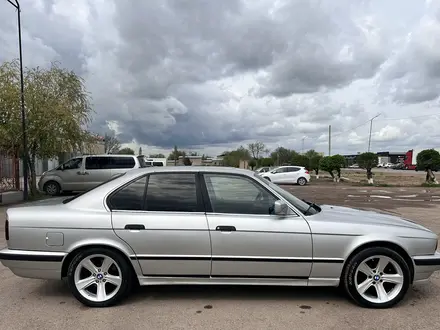 BMW 520 1992 года за 2 800 000 тг. в Шу – фото 26