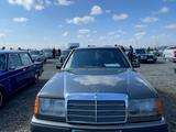 Mercedes-Benz E 200 1993 года за 2 000 000 тг. в Кызылорда – фото 2