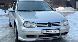 Volkswagen Golf 1999 годаүшін1 900 000 тг. в Алматы
