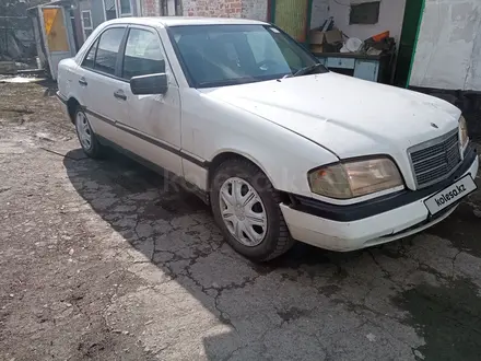 Mercedes-Benz C 200 1994 года за 1 100 000 тг. в Усть-Каменогорск – фото 6