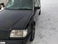 Mercedes-Benz E 200 1994 годаfor2 300 000 тг. в Астана