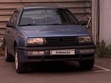 Volkswagen Vento 1994 года за 1 100 000 тг. в Астана – фото 2