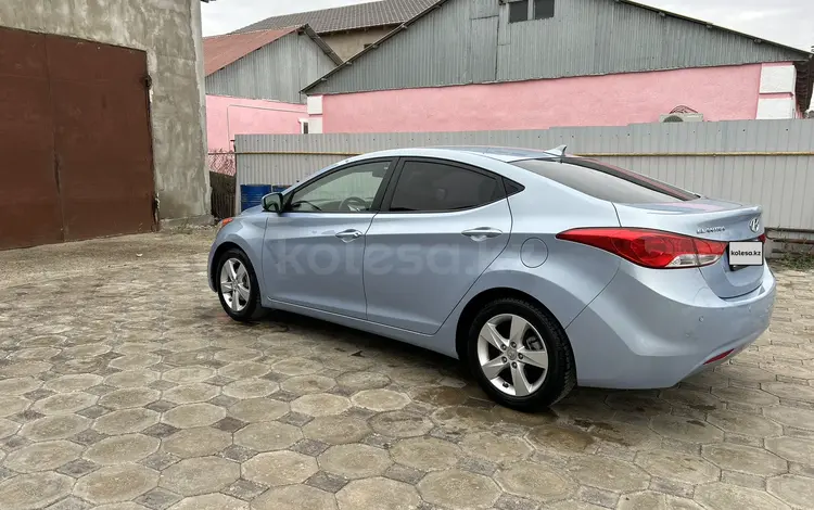 Hyundai Elantra 2012 года за 5 800 000 тг. в Атырау