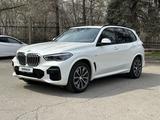 BMW X5 2021 года за 36 000 000 тг. в Алматы – фото 2