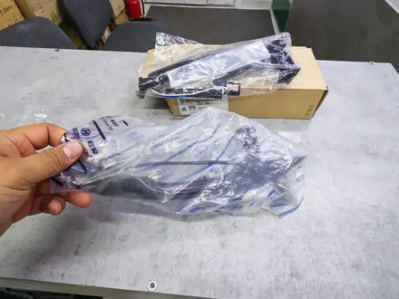Ручка двери Hyundai Kia за 15 000 тг. в Астана