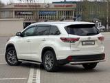 Toyota Highlander 2015 года за 16 500 000 тг. в Алматы – фото 4