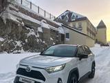 Toyota RAV4 2020 года за 18 000 000 тг. в Усть-Каменогорск – фото 2