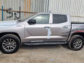 Mitsubishi L200