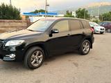 Toyota RAV4 2012 годаfor9 200 000 тг. в Алматы