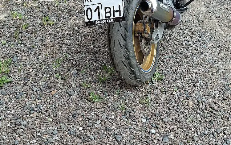 Honda  CB 400 Super Four 2006 года за 1 700 000 тг. в Астана