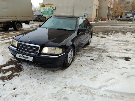 Mercedes-Benz C 230 1995 года за 1 400 000 тг. в Актобе – фото 5