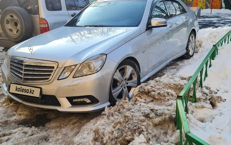 Mercedes-Benz E 200 2011 года за 7 800 000 тг. в Алматы