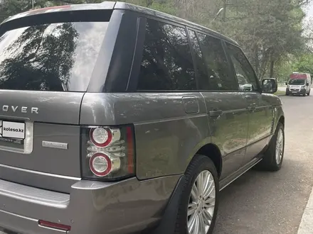 Land Rover Range Rover 2011 года за 20 500 000 тг. в Алматы – фото 6