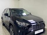 Toyota RAV4 Prestige 2023 года за 20 190 000 тг. в Актобе