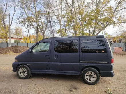 Toyota HiAce Regius 1997 года за 3 950 000 тг. в Астана – фото 4