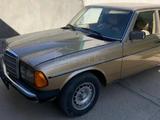 Mercedes-Benz E 230 1982 года за 700 000 тг. в Алматы – фото 3