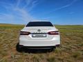 Toyota Camry 2019 годаүшін13 700 000 тг. в Актобе – фото 5
