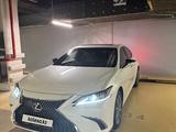 Lexus ES 250 2021 года за 22 500 000 тг. в Астана – фото 2