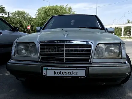 Mercedes-Benz E 280 1993 года за 1 700 000 тг. в Кентау