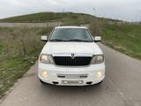 Lincoln Navigator 2004 года за 3 800 000 тг. в Алматы