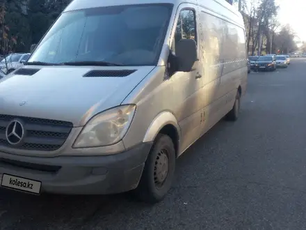 Mercedes-Benz Sprinter 2010 года за 12 000 000 тг. в Алматы – фото 8