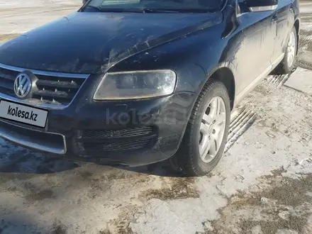 Volkswagen Touareg 2005 года за 4 700 000 тг. в Аягоз – фото 7