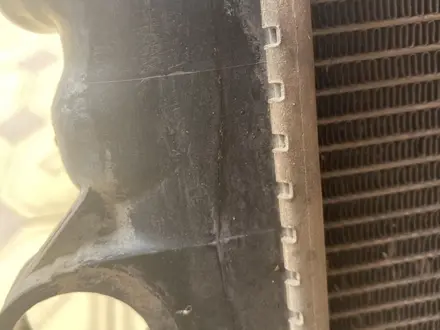 Радиатор прадо 120 оригинал за 25 000 тг. в Актобе – фото 3