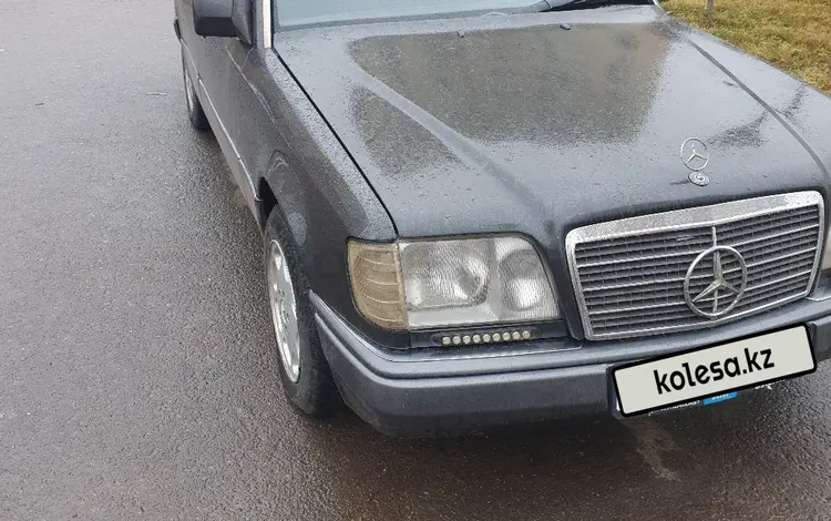 Mercedes-Benz E 280 1993 года за 2 000 000 тг. в Астана