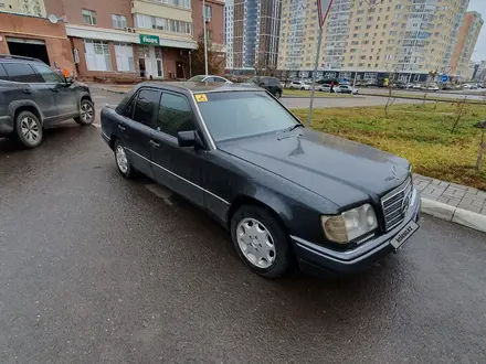 Mercedes-Benz E 280 1993 года за 2 000 000 тг. в Астана – фото 6