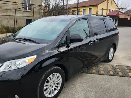 Toyota Sienna 2014 года за 13 200 000 тг. в Алматы – фото 2