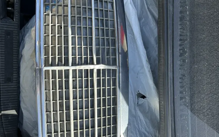 Решетка радиатора w202 за 13 000 тг. в Кокшетау