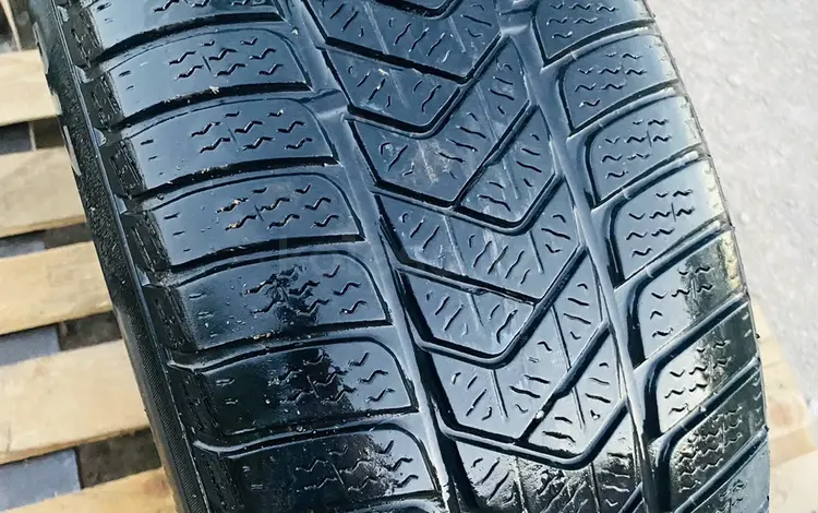 Шина 225/50R17 (1шт) за 10 000 тг. в Актау