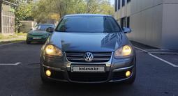 Volkswagen Jetta 2008 года за 3 500 000 тг. в Астана – фото 2