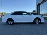 Toyota Camry 2014 года за 8 190 000 тг. в Усть-Каменогорск – фото 2