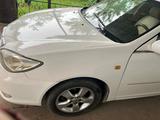 Toyota Camry 2004 годаүшін3 200 000 тг. в Шымкент – фото 5