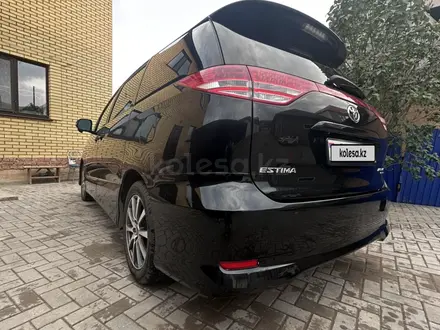 Toyota Estima 2009 года за 5 250 000 тг. в Уральск – фото 2