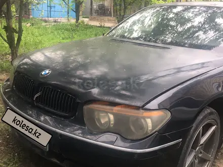BMW 745 2002 года за 1 200 000 тг. в Алматы – фото 6