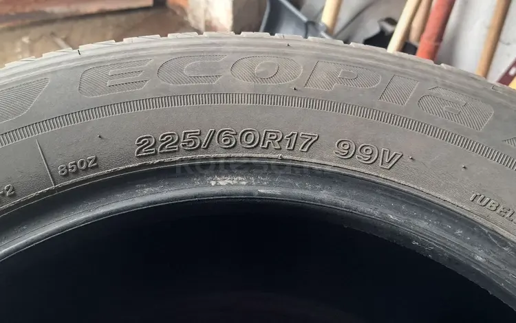 Bridgestone 225.60.17үшін45 000 тг. в Караганда