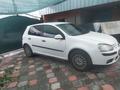 Volkswagen Golf 2005 года за 3 200 000 тг. в Талдыкорган – фото 2