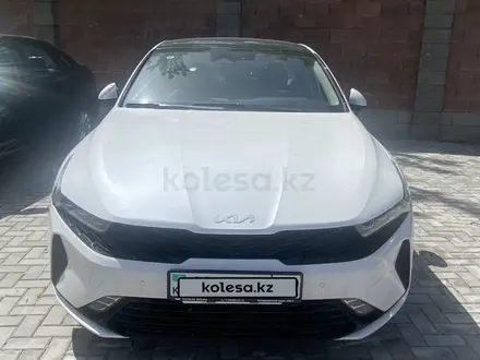 Kia K5 2022 года за 12 500 000 тг. в Алматы