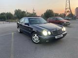Mercedes-Benz E 280 1997 года за 2 600 000 тг. в Алматы