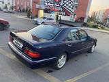 Mercedes-Benz E 280 1997 года за 2 600 000 тг. в Алматы – фото 3