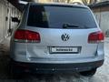 Volkswagen Touareg 2002 годаfor2 800 000 тг. в Алматы – фото 4