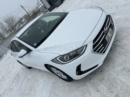 Hyundai Avante 2018 года за 5 650 000 тг. в Уральск – фото 4