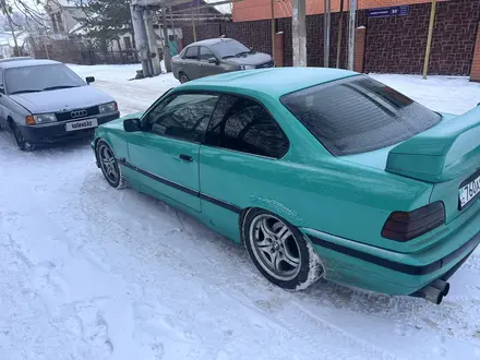 BMW 320 1993 года за 1 600 000 тг. в Караганда