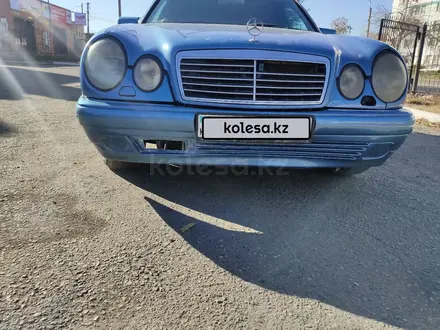 Mercedes-Benz E 240 1998 года за 2 850 000 тг. в Петропавловск – фото 7