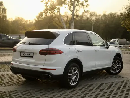 Porsche Cayenne 2015 года за 25 800 000 тг. в Алматы – фото 9