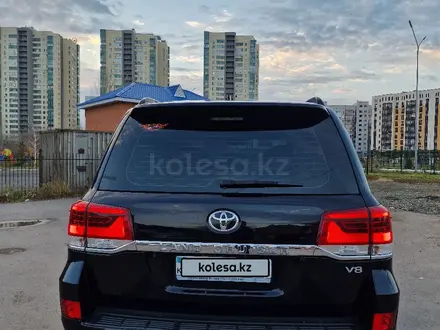 Toyota Land Cruiser 2019 года за 41 000 000 тг. в Астана – фото 4